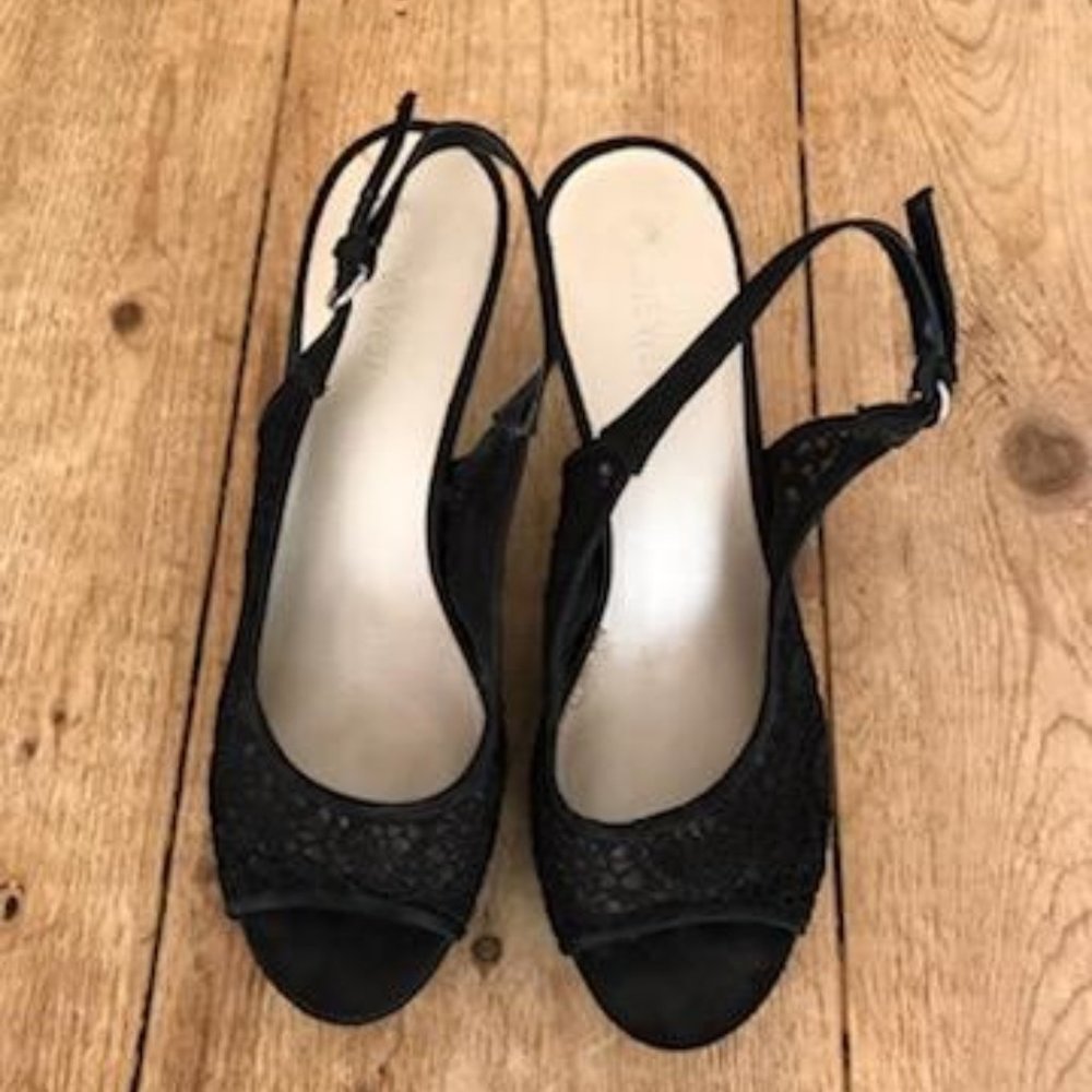 High heel sandals